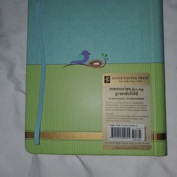 New Memories for My Grandchild Journal - Picture 6 of 6